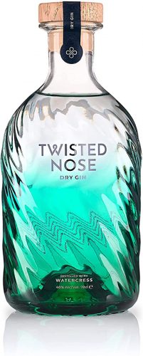 Das Ergebnis ist ein perfekt ausgewogener Dry Gin, der in einer maßgeschneiderten grünen Glasflasche präsentiert wird.