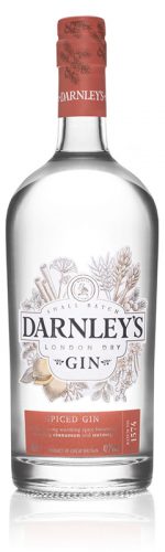 Durch seinen Alkoholgehalt von 42.7% vol. präsentiert sich der Spiced Gin herrlich ausgewogen und gibt jeder verwendeten Zutat genug Raum zur Entfaltung.