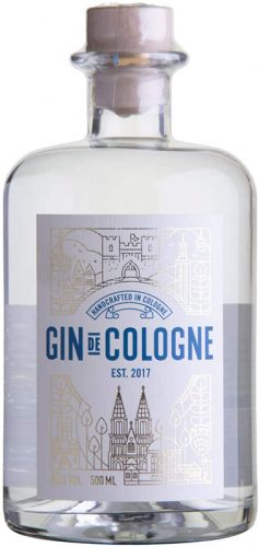 Der Gin de Cologne wird in Handarbeit in Köln-Ehrenfeld gebrannt und mit 12 sorgfältig ausgewählten Botanicals hergestellt.