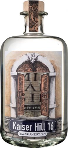 Klassischer London Dry Gin mit 42% vol. und aus 10 ausgewählten Botanicals gebrannt wird.