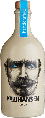 Handcrafted in Hamburg, weltweit mehrfach ausgezeichnet, aus hochwertgen regionalen Zutaten und 42% vol. ist der Knut Hansen Dry Gin.