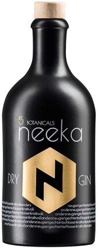 neeka PREMIUM DRY GIN überzeugt durch handverlesene, perfekt aufeinander abgestimmte Botanicals.