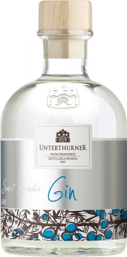 unterthurner-st-amandus-gin Für den charakterstarken Gin mit 45% vol. aus Südtirol gab es im Jahr 2019 Silber vom DLG.